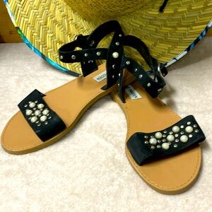 Steve Madden pearl embellished flat sandals